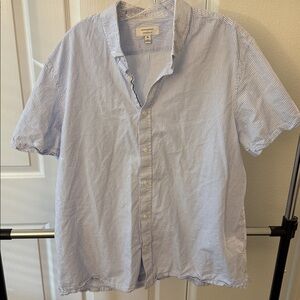 Banana Republic Light Blue Seersucker Short Sleeve Striped Shirt